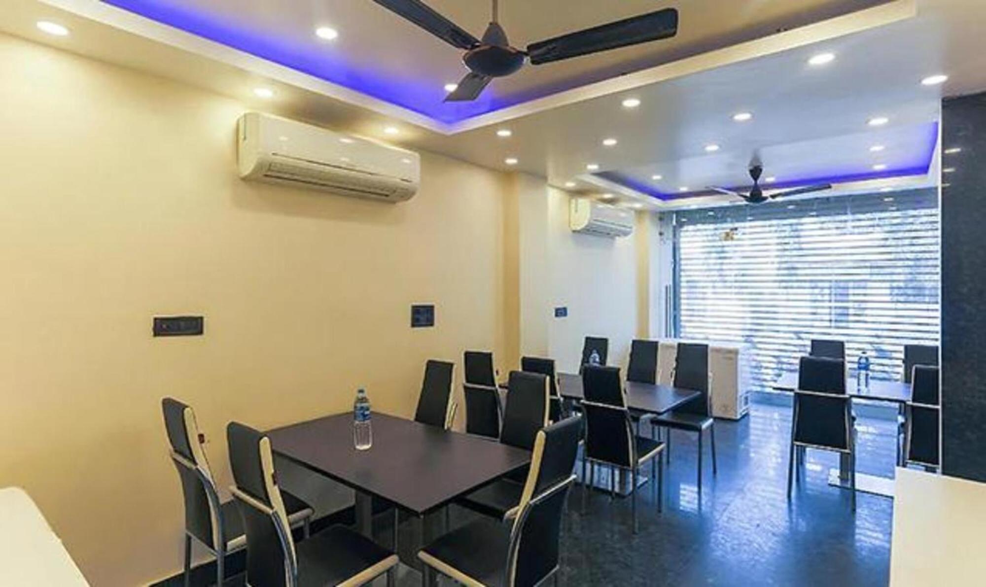 Fabhotel Aspiring Inn Jādabpur Extérieur photo